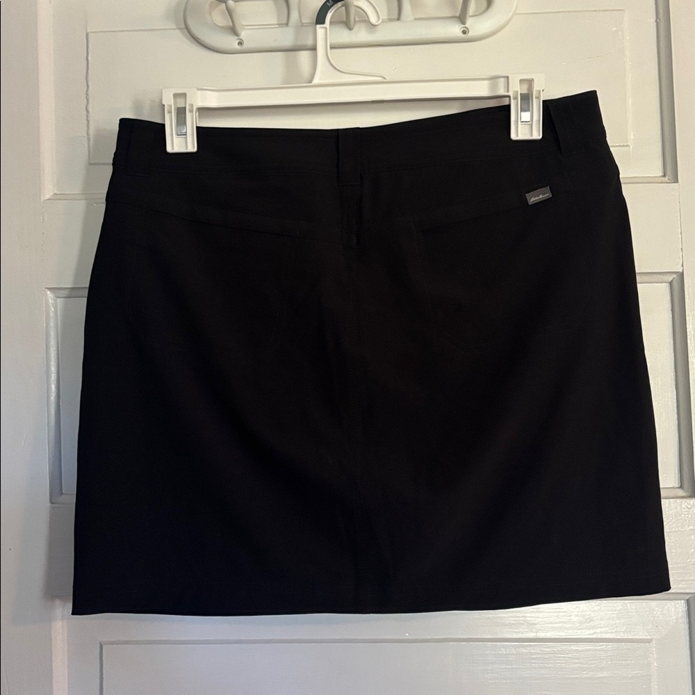 Eddie Bauer Women’s Adventurer 2.0  Black Skort - Picture 3 of 7